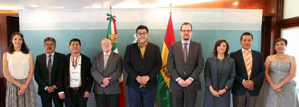 Magistraturas del Tribunal Electoral de México se reúnen con delegación del Tribunal Supremo Electoral de Bolivia