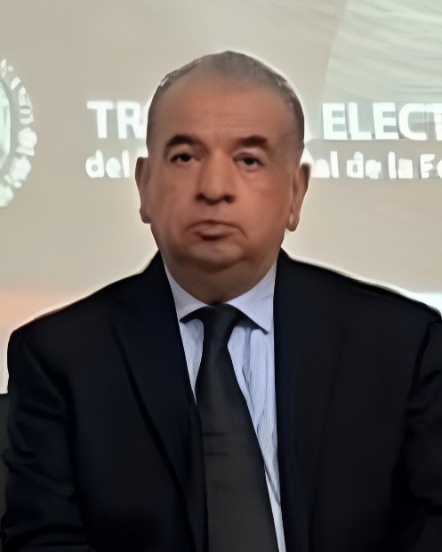 Foto Mtro. Darío Alberto Mora Jurado