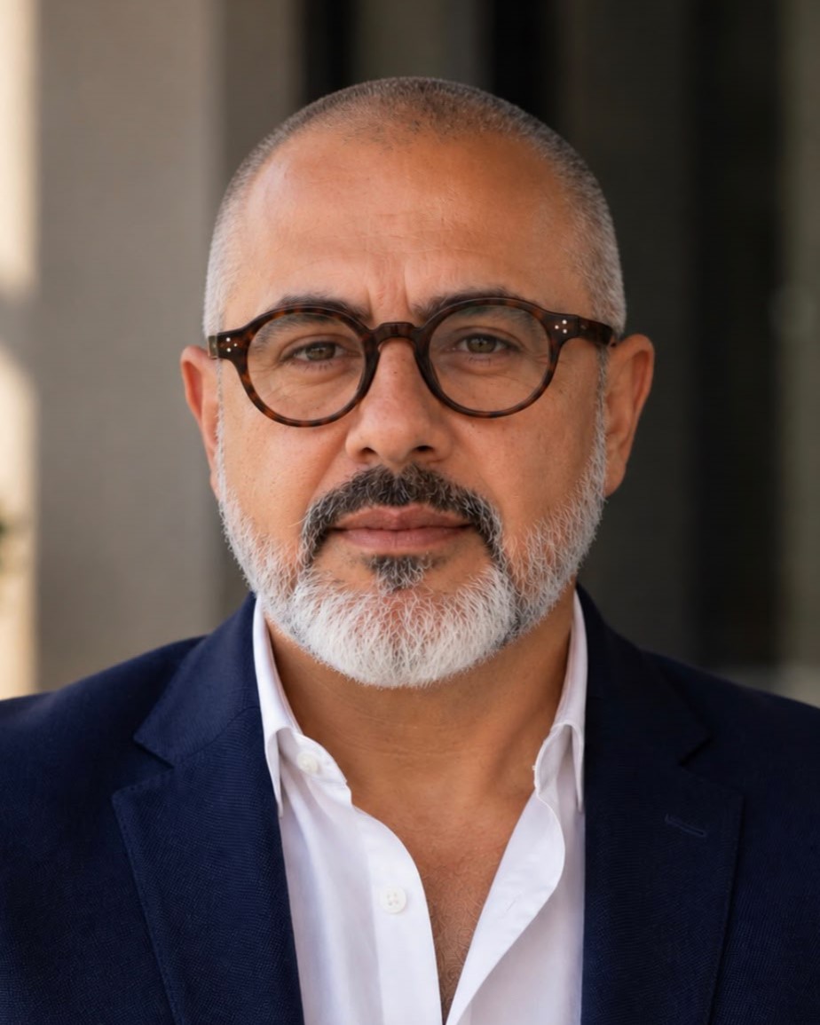 Foto Mtro. Rubén Enrique Becerra Rojasvértiz