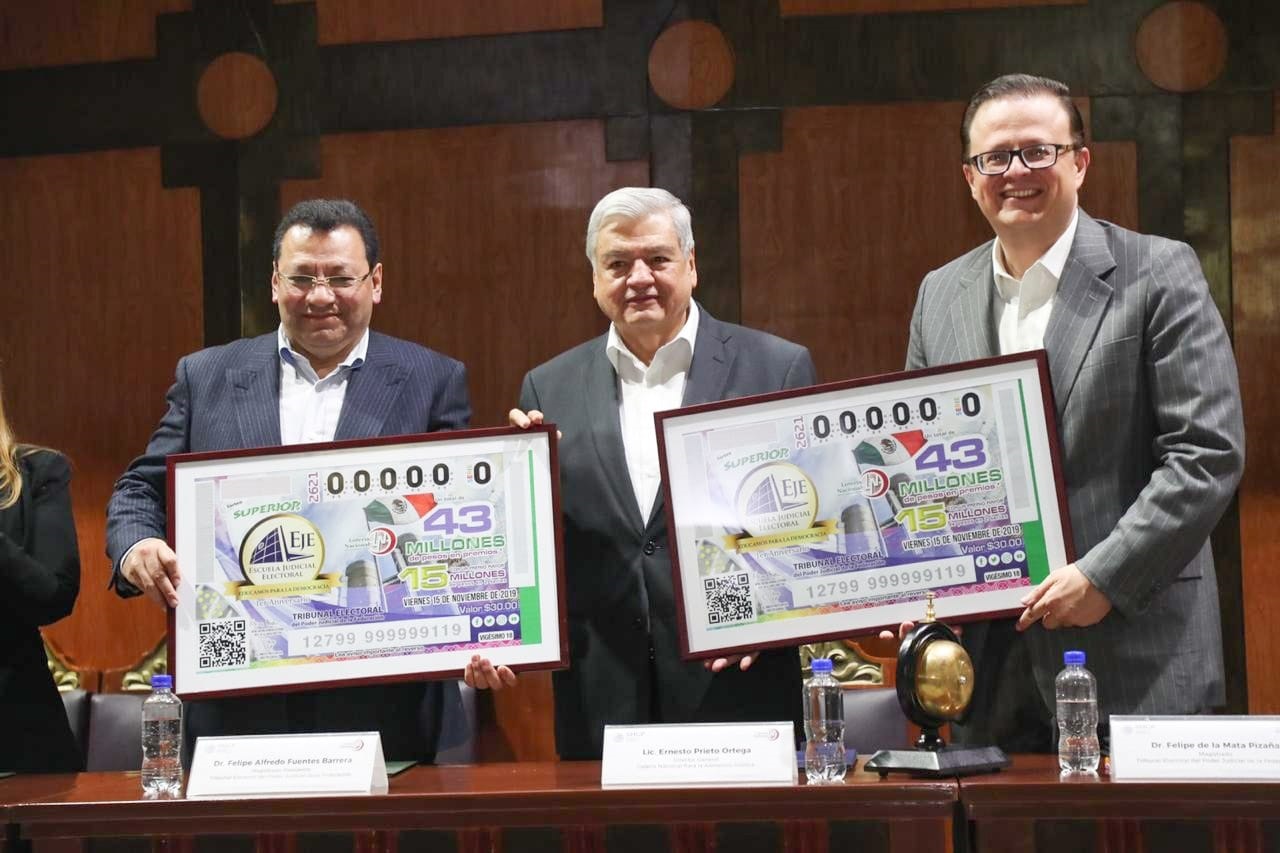  Lotería Nacional celebra a Escuela Judicial Electoral con sorteo y billete conmemorativo