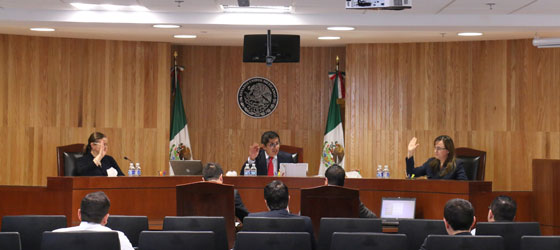 RESUELVE LA SALA REGIONAL TOLUCA DEL TEPJF DIVERSOS JUICIOS RELACIONADOS CON ACUERDOS POR LOS QUE EL TEEM AMPLIÓ EL PLAZO DE RESOLUCIÓN DE JUICIOS EN LOS QUE SE PLANTEÓ EL REBASE DE TOPE DE GASTOS DE CAMPAÑA.