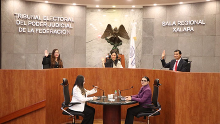 La Sala Xalapa del TEPJF revocó sentencia emitida por el Tribunal Electoral del Estado de Chiapas relativa a Violencia Política de Género.