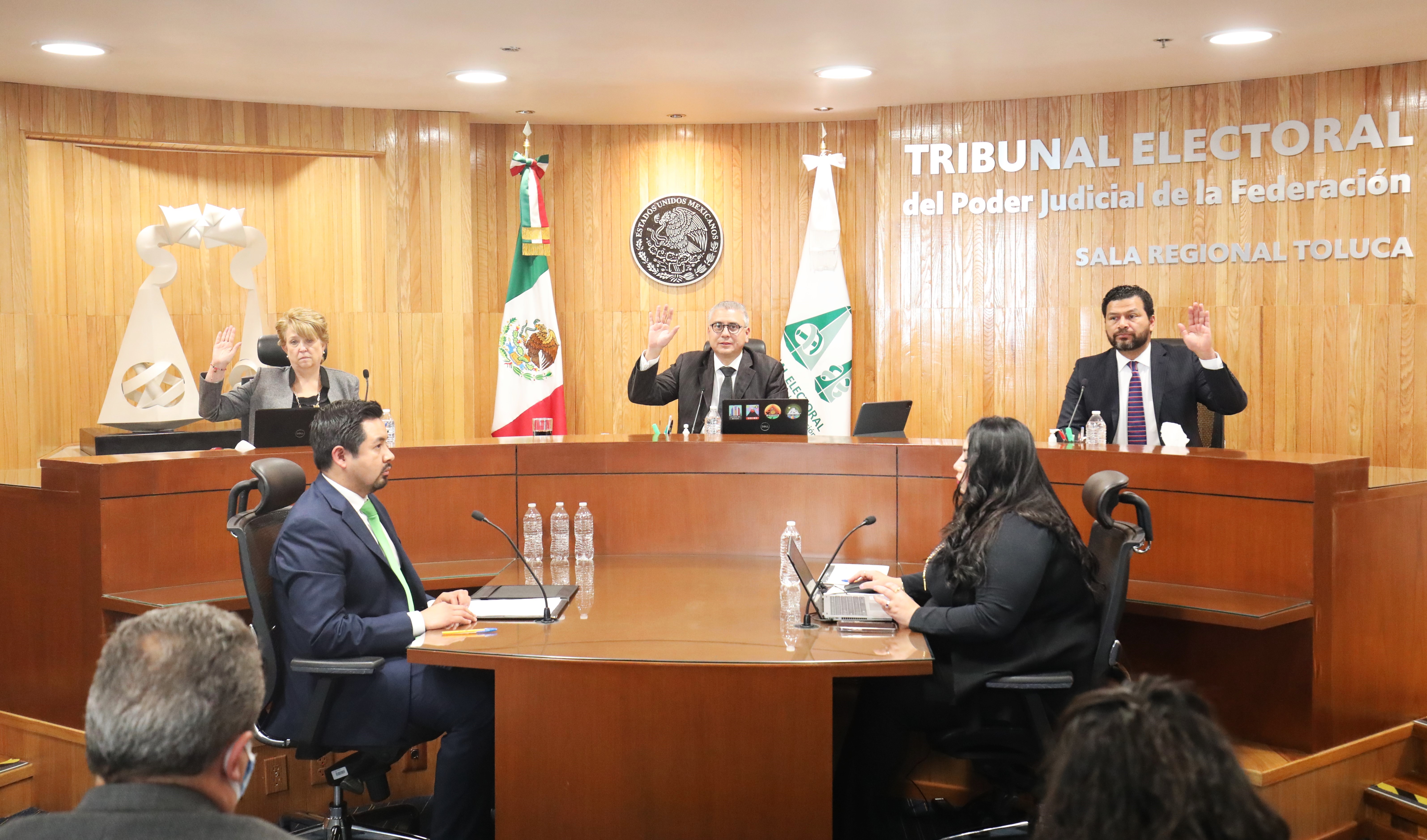 LA SALA REGIONAL TOLUCA REVOCA EL REGISTRO DE LA CANDIDATURA PROPIETARIA DE MORENA, AL SENADO DE LA REP&Uacute;BLICA POR EL PRINCIPIO DE MAYOR&Iacute;A RELATIVA EN QUER&Eacute;TARO.
