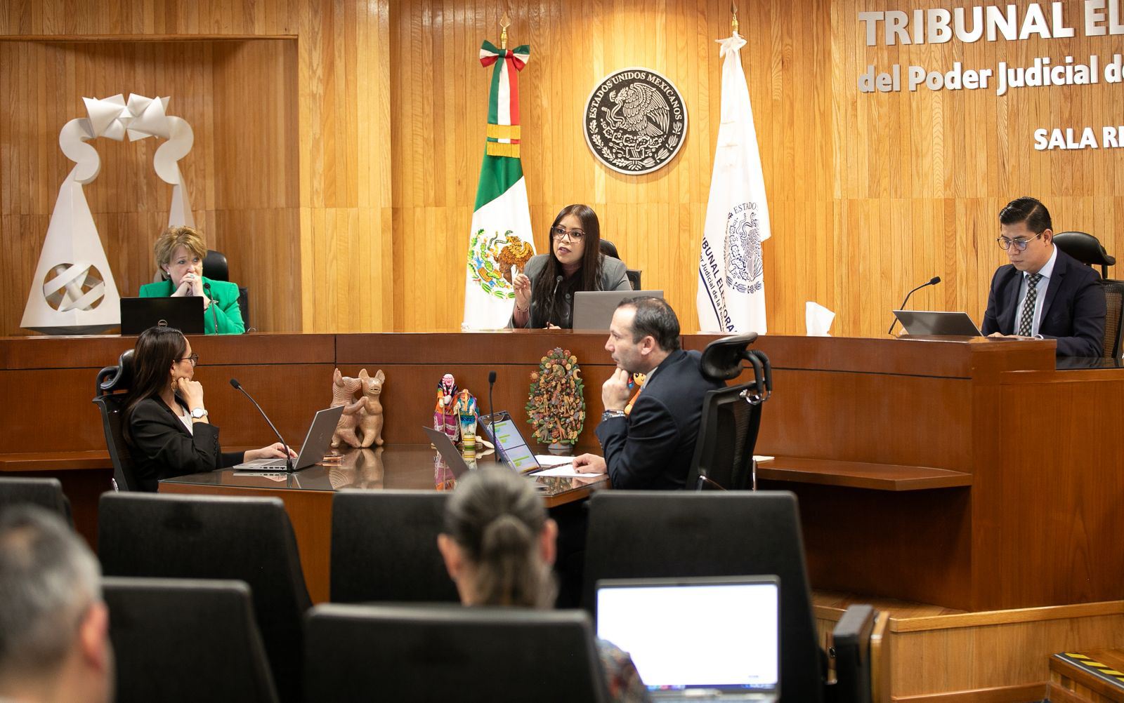 SALA TOLUCA EXCLUYE A MEDIOS DE COMUNICACIÓN DE LA OBLIGACIÓN DE DIFUNDIR DISCULPA PÚBLICA EN UN CASO DE VIOLENCIA POLÍTICA DE GÉNERO