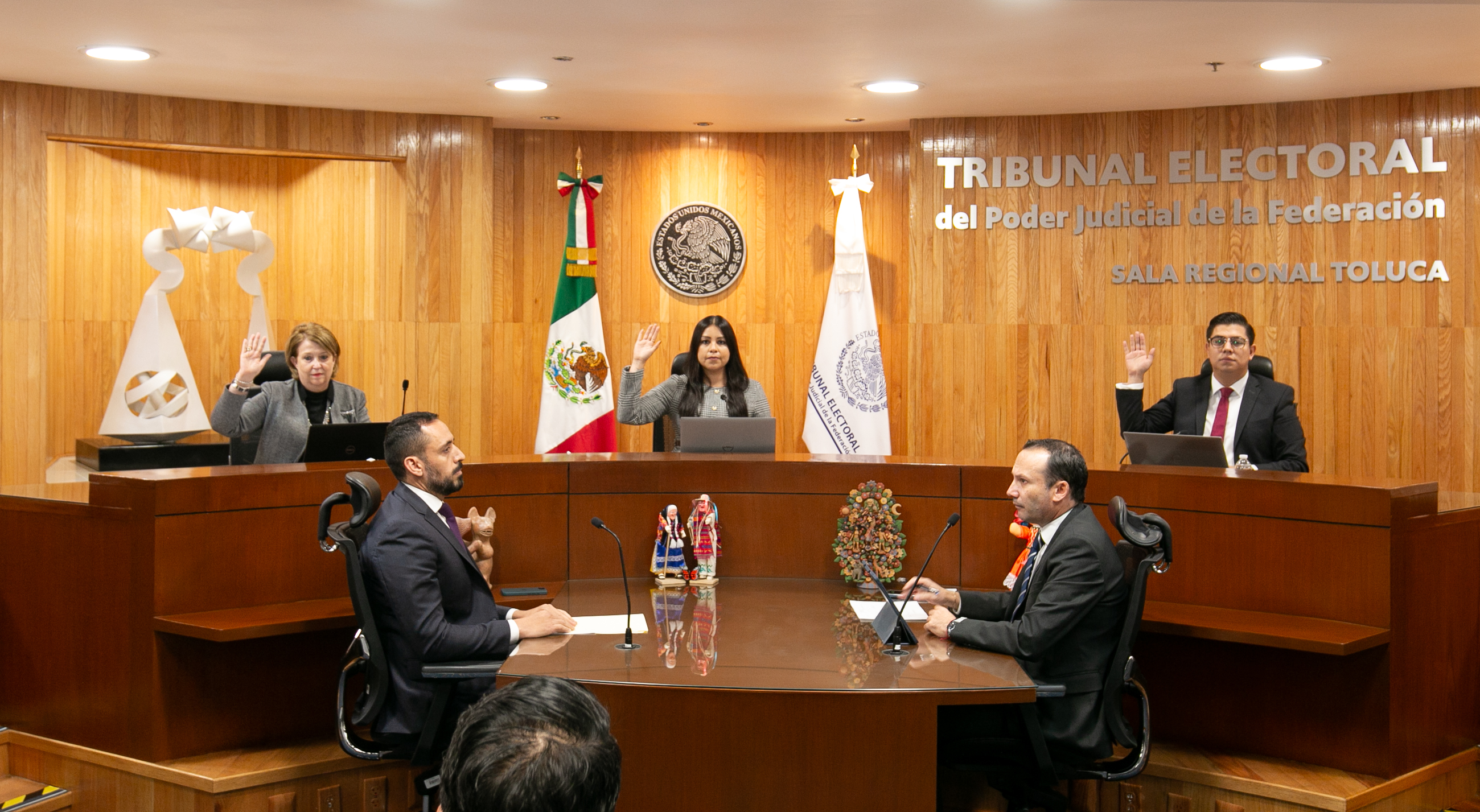 SALA TOLUCA REVOCA INCOMPETENCIA EN CASO DE PRESUNTA VIOLENCIA POLÍTICA CONTRA PRESIDENTA MUNICIPAL EN MICHOACÁN