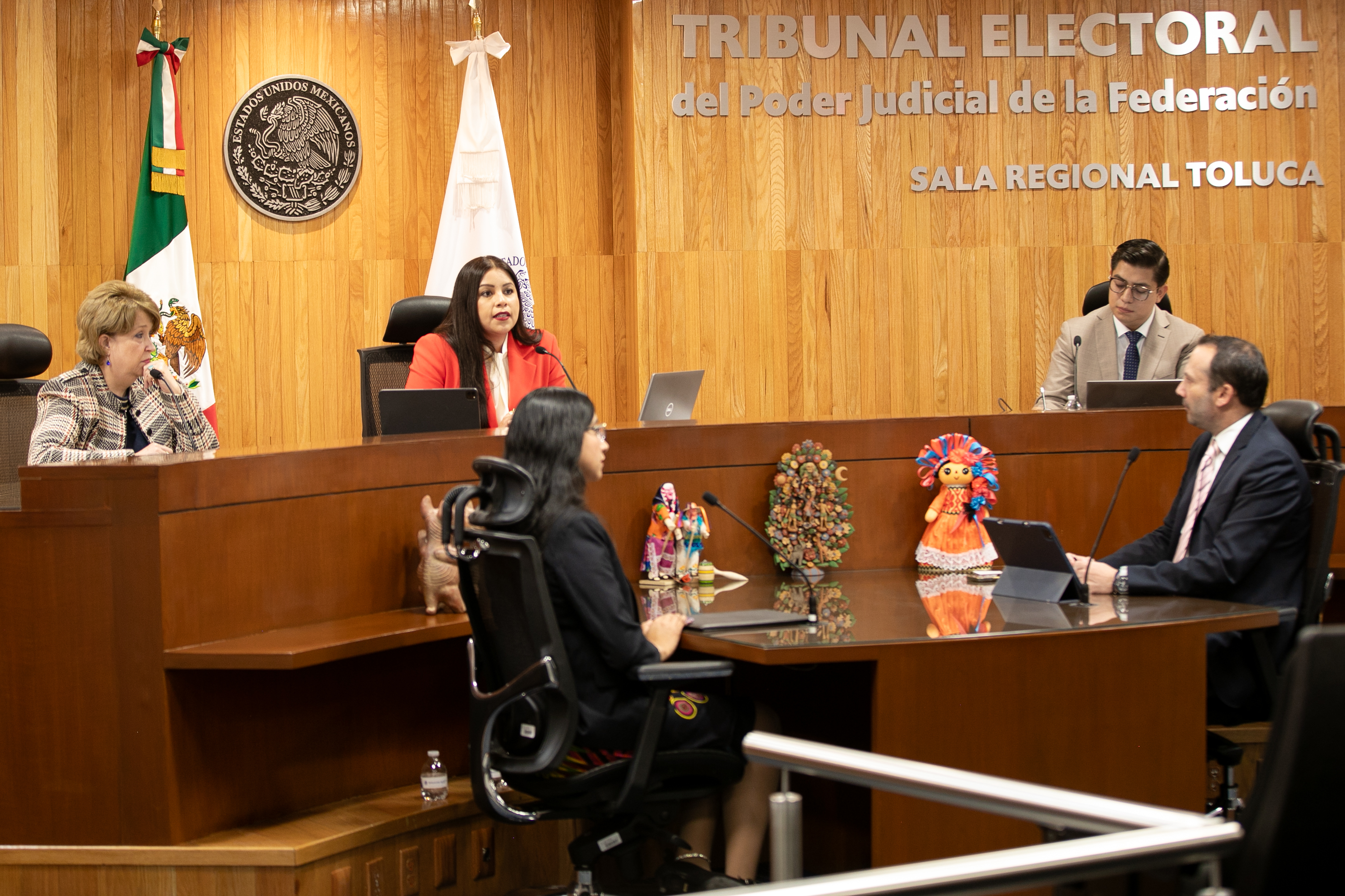 SALA REGIONAL TOLUCA REVOCA MULTA IMPUESTA A TESORERO MUNICIPAL DE ACAMBAY POR FALTA DE FUNDAMENTACIÓN EN SU INDIVIDUALIZACIÓN
