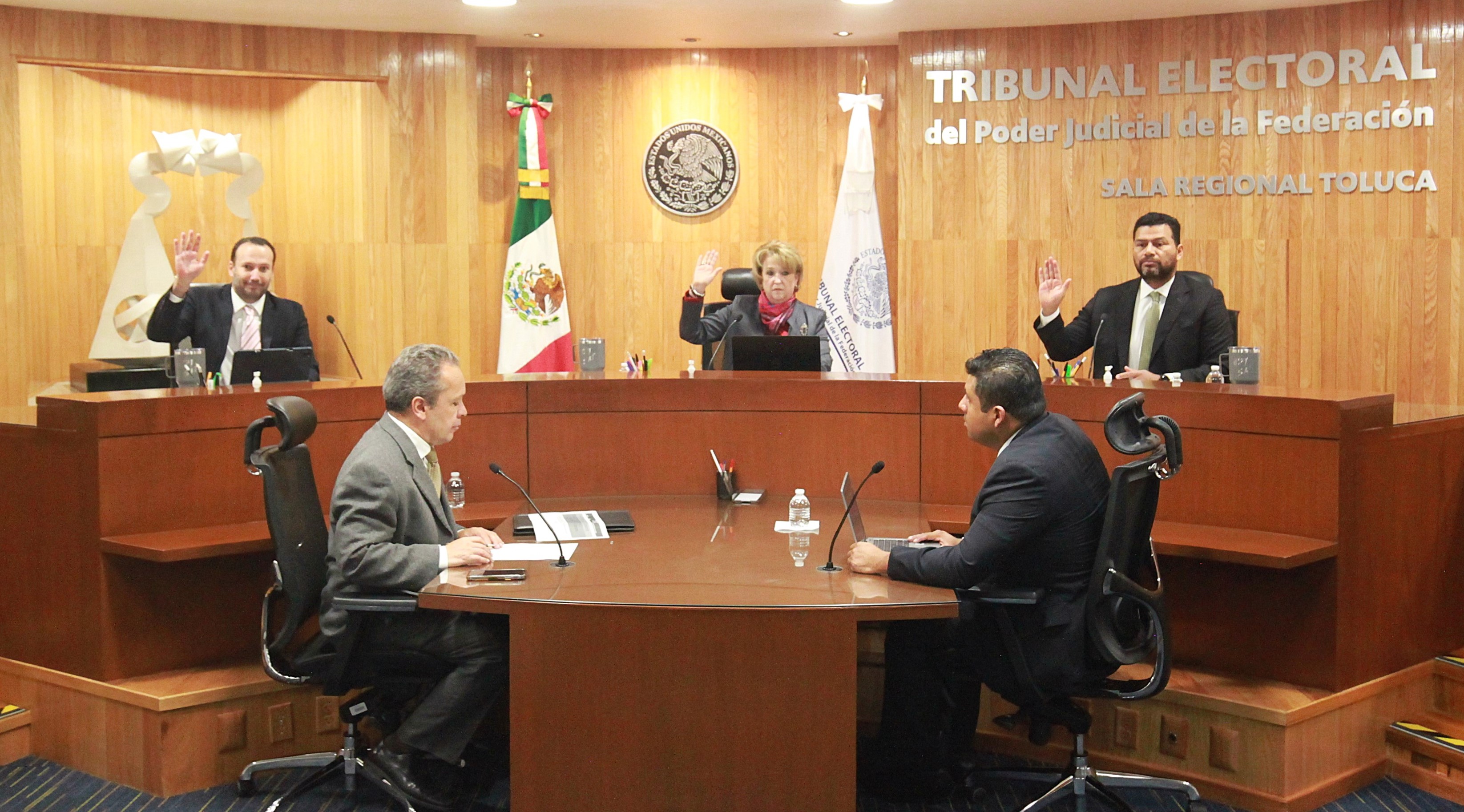 TRIBUNAL ELECTORAL DE MICHOACÁN DEBERÁ RESOLVER DE FONDO UN ASUNTO RELACIONADO CON LA ELECCIÓN DE PERSONAS JUZGADORAS EN MATERIA CIVIL EN ZITÁCUARO.