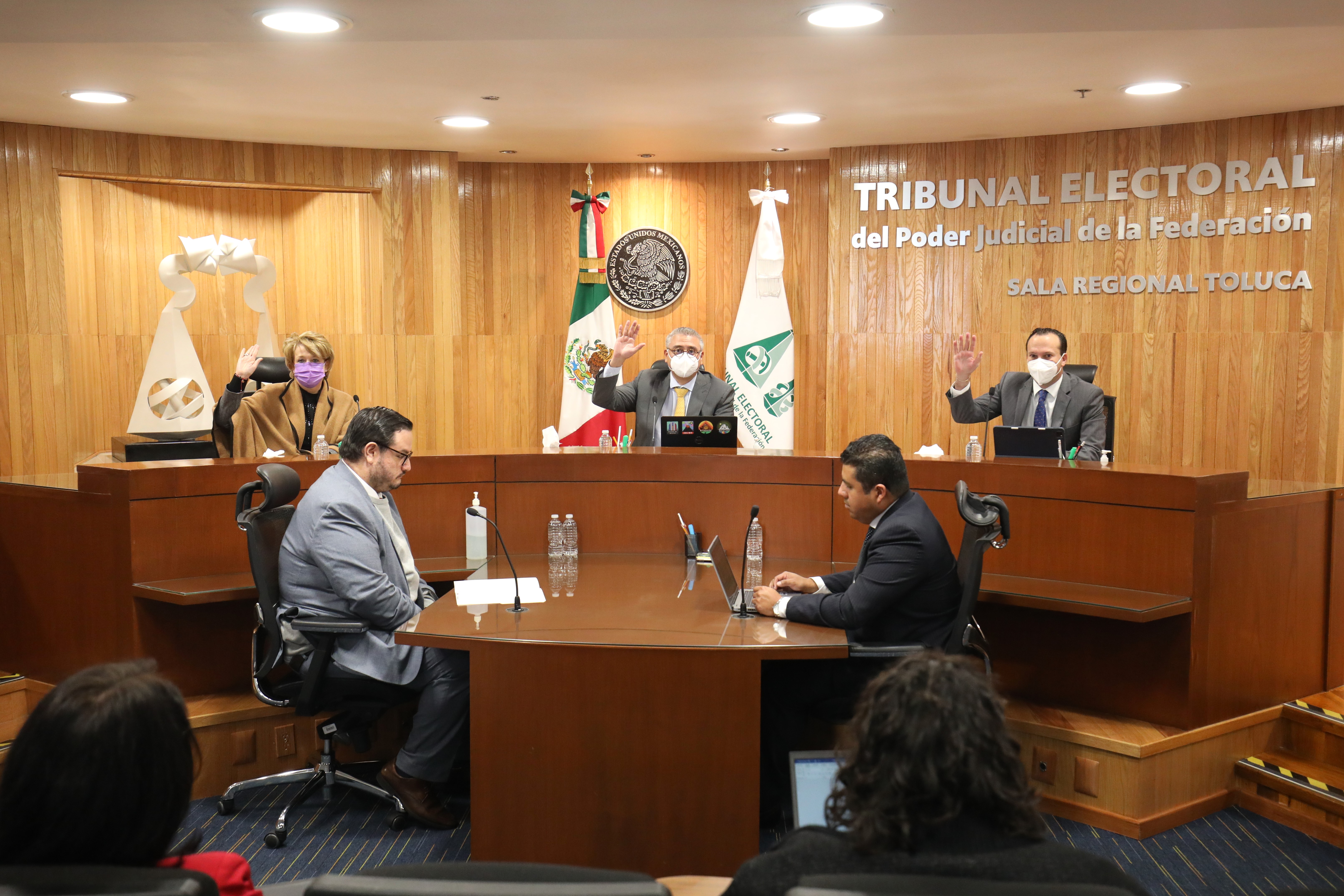 SALA REGIONAL TOLUCA CONFIRMA SENTENCIA QUE VALIDÓ LOS LINEAMIENTOS PARA EL REGISTRO DE CANDIDATURAS EN EL PROCESO ELECTORAL LOCAL 2023-2024 EN EL ESTADO DE QUERÉTARO.